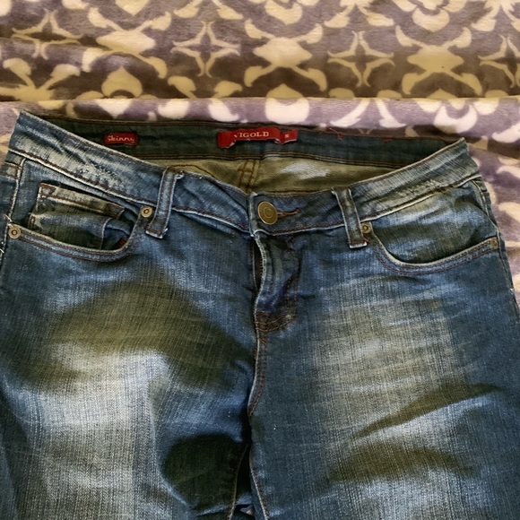 Jeans - Picture 3 of 6